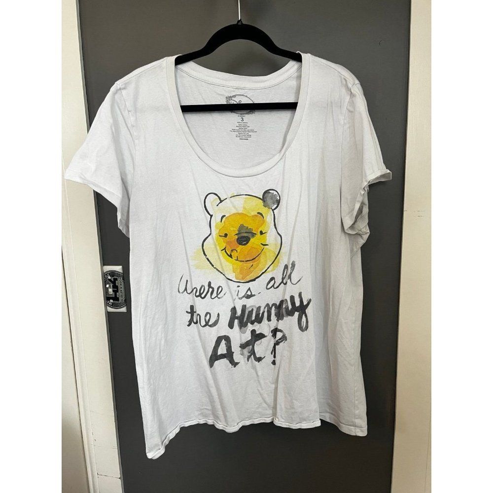 Torrid size 3 white disney Winnie the Pooh t shirt